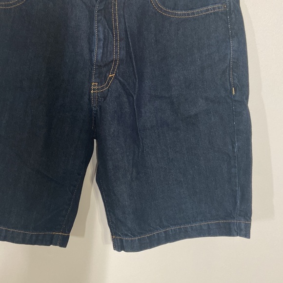 ✨3/$25✨Denver Hayes Denim Shorts - 34W - Picture 3 of 5